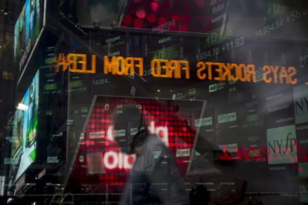 Nasdaq Halts Trading in Stocks, Options Amid Computer Error