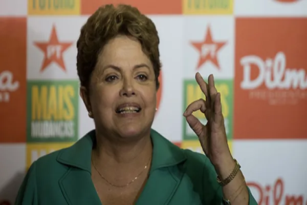 Rousseff Takes Lead in MDA Poll With Brazil's Election Days Away