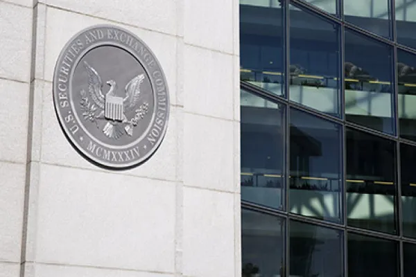 Government Shutdown Begins as Congress Divides on Spending