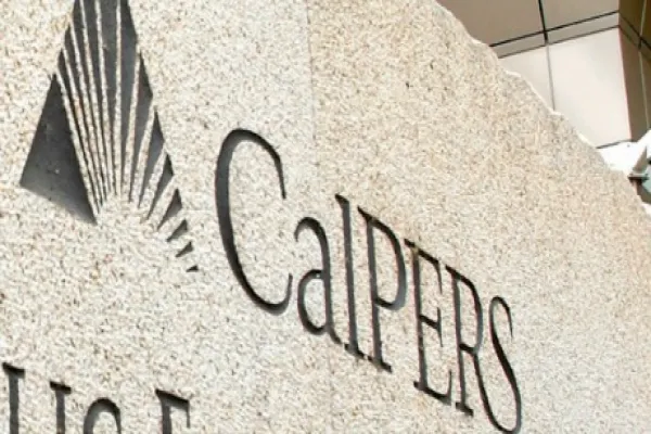 2015-06-da-calpers-large.jpg