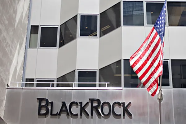 2015-11-julie-segal-etfs-blackrock-large.jpg