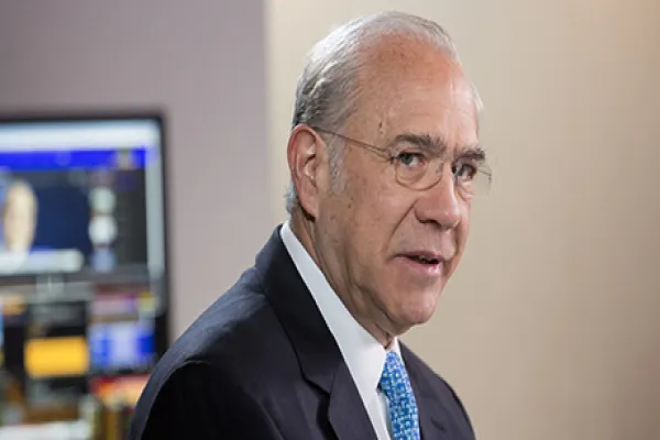 2016-02-18-da-oecd-gurria-large.jpg