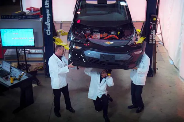 UBS Evidence Lab electric car teardown. Courtesy UBS Evidence Lab 2017.