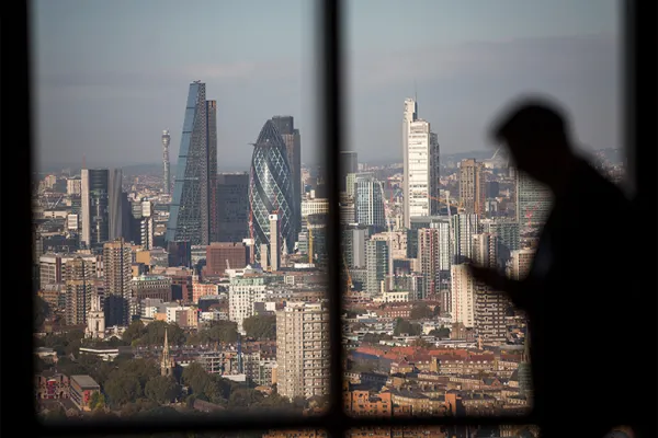 Simon Dawson/Bloomberg