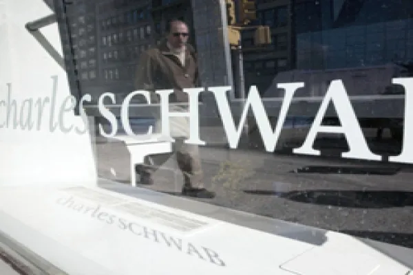 250x215-charles-schwab.jpg