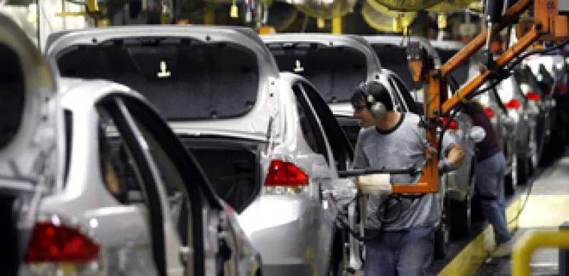 330x160-ford-workers.jpg