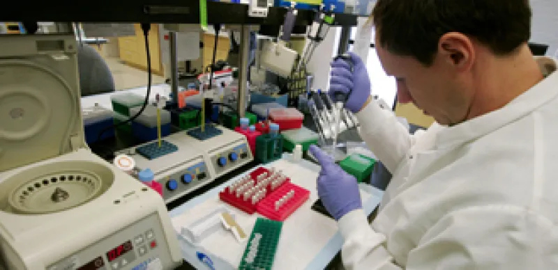 With Walgreens As Vendor, Personal Gene-Testing Goes Mainstream